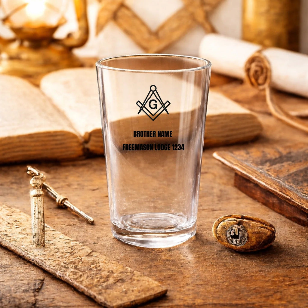 pint glass 16oz mockup light